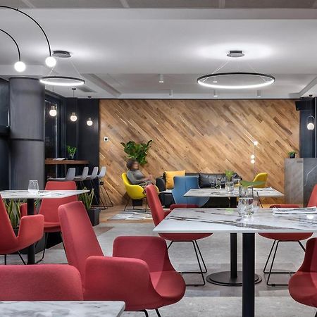 Hotel Tim's Skopje Bagian luar foto